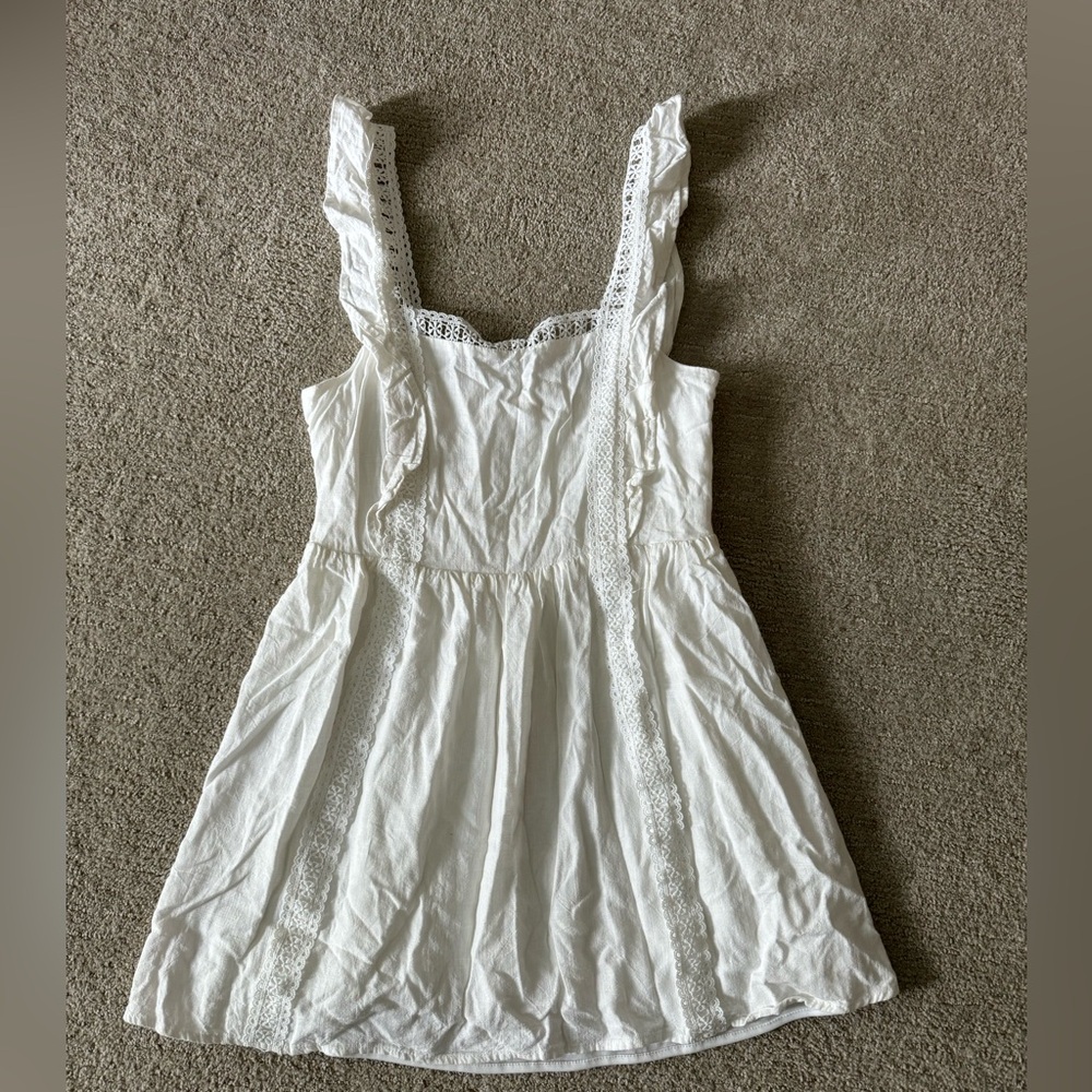 Medium white altard state dress